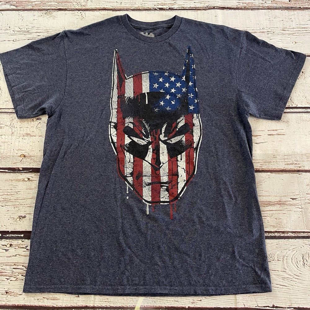 Batman Mens American Flag Blue Batman Short Sleeve Graphic T Shirt‎ Size Large